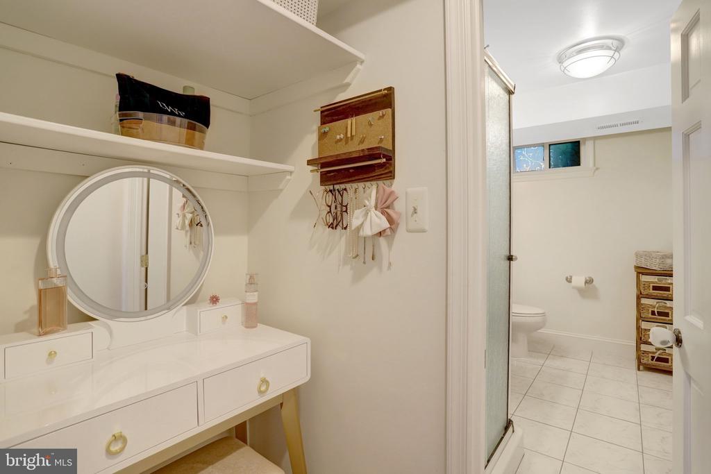 208 E BELLEFONTE AVENUE Unit: A