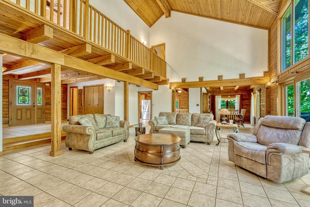 12048 WINDING CREEK COURT