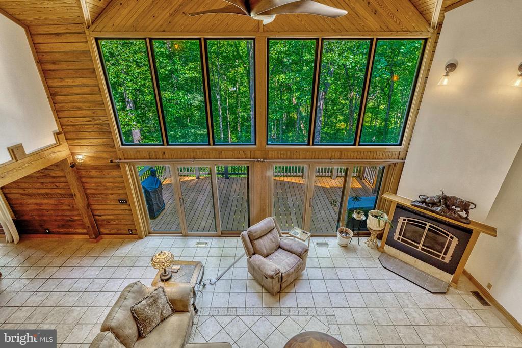 12048 WINDING CREEK COURT