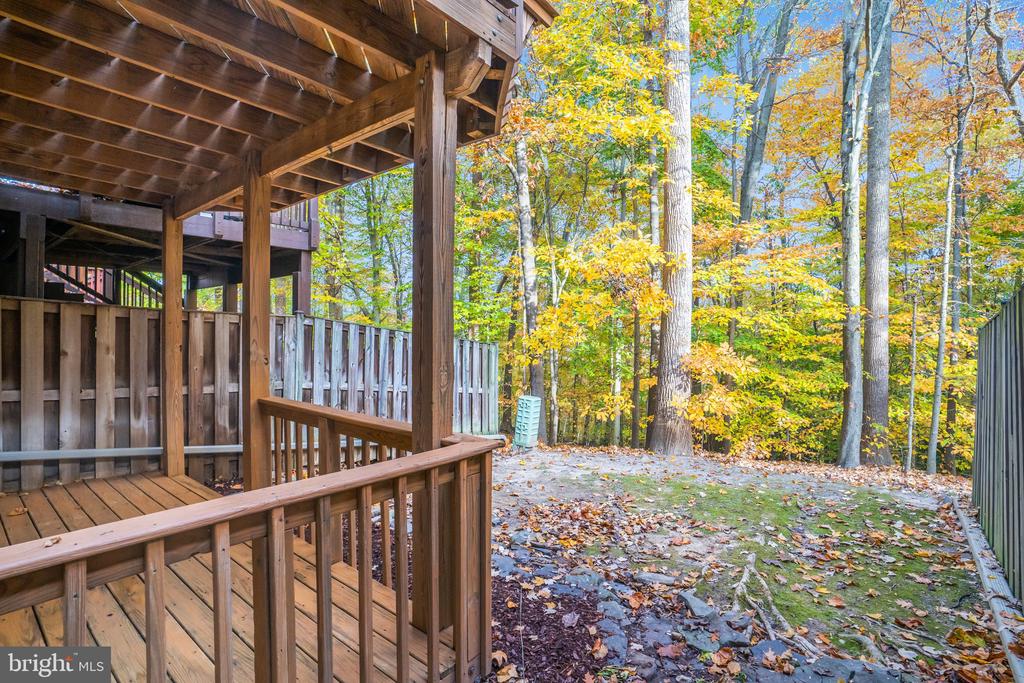 8309 LINDEN OAKS COURT