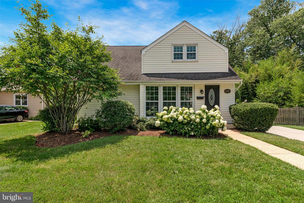 6910 QUANDER ROAD