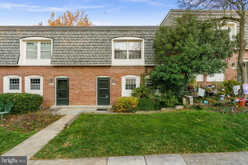 5927 BAYSHIRE ROAD Unit: 115