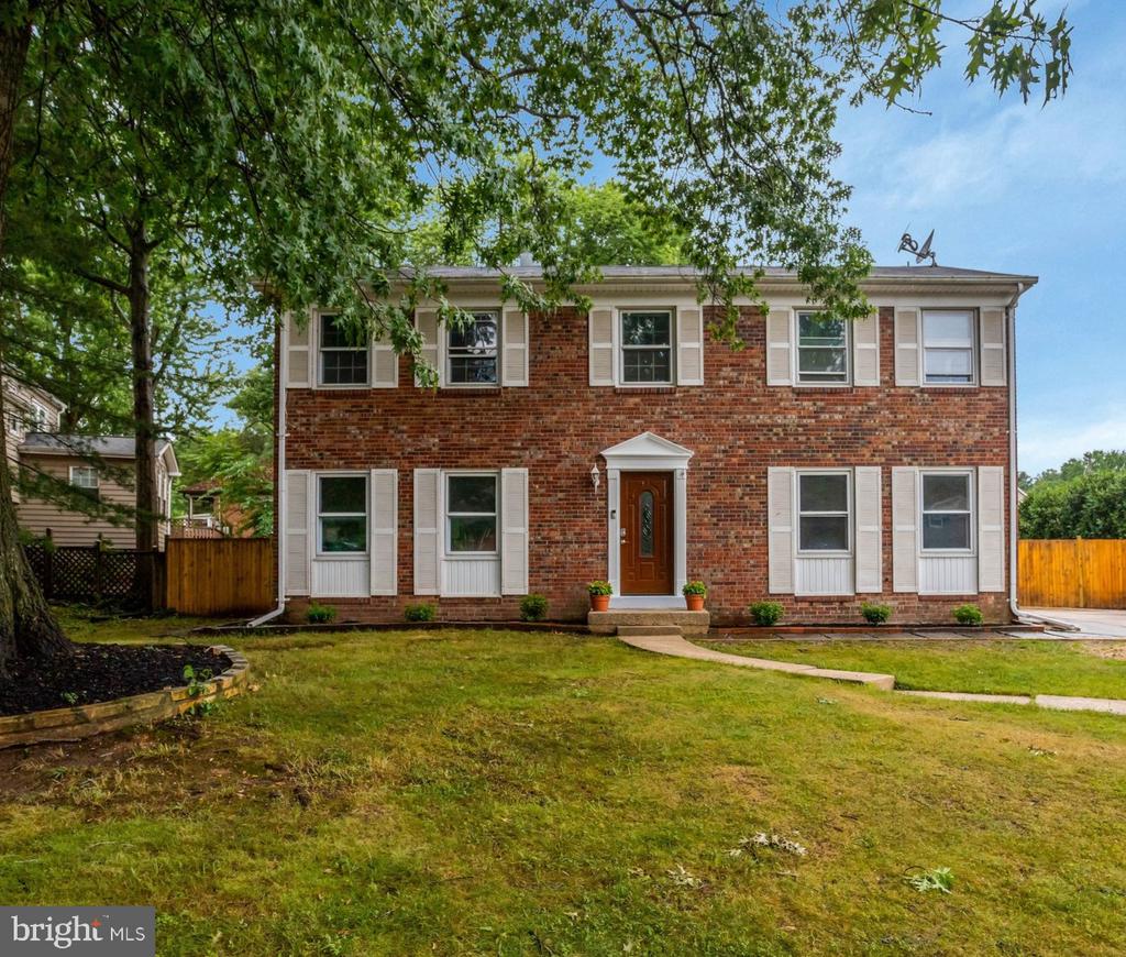 5814 CLERMONT DRIVE