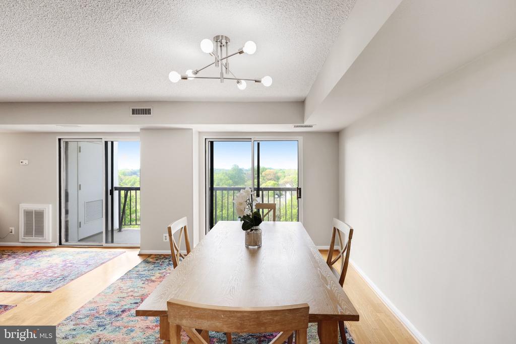 3800 POWELL LANE Unit: 1211
