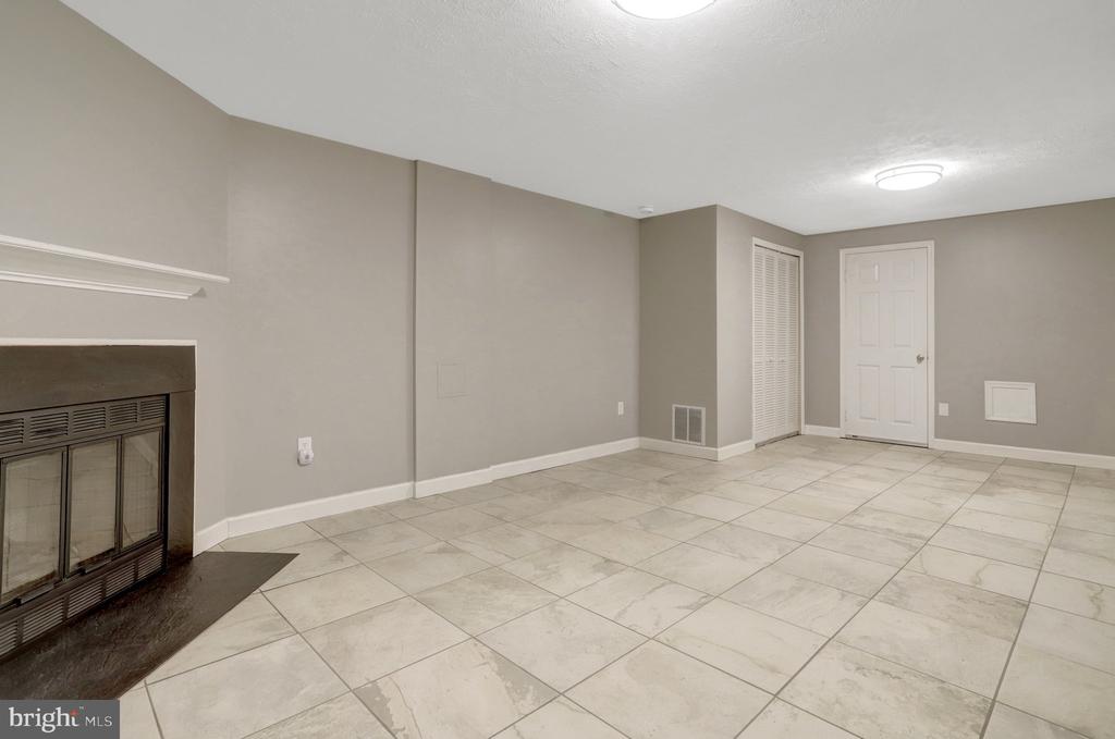 6520 BRICK HEARTH COURT