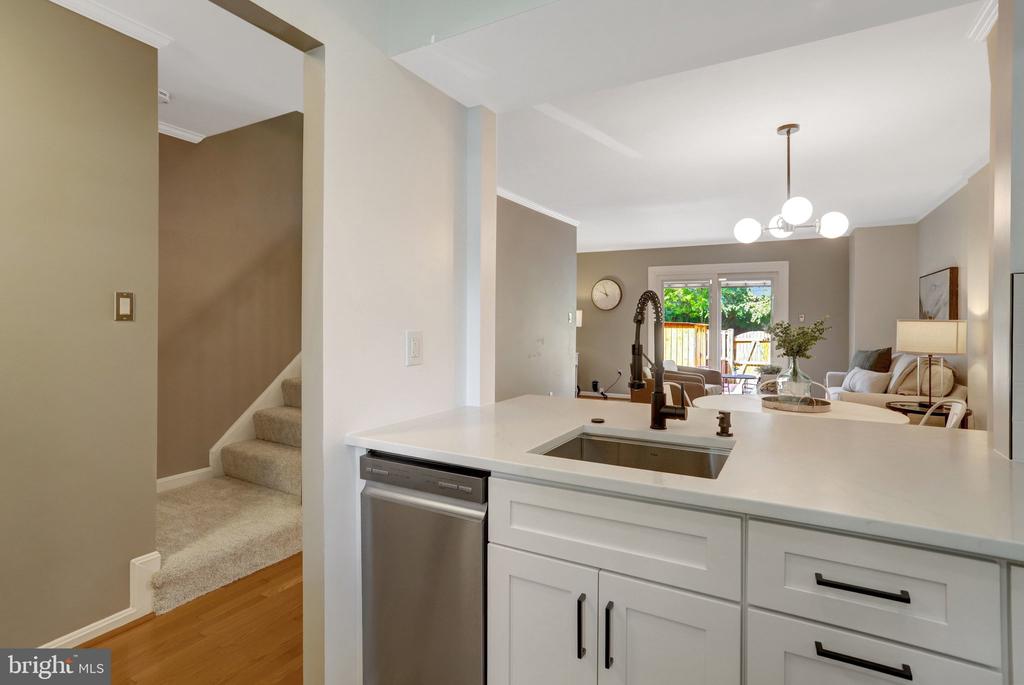6520 BRICK HEARTH COURT