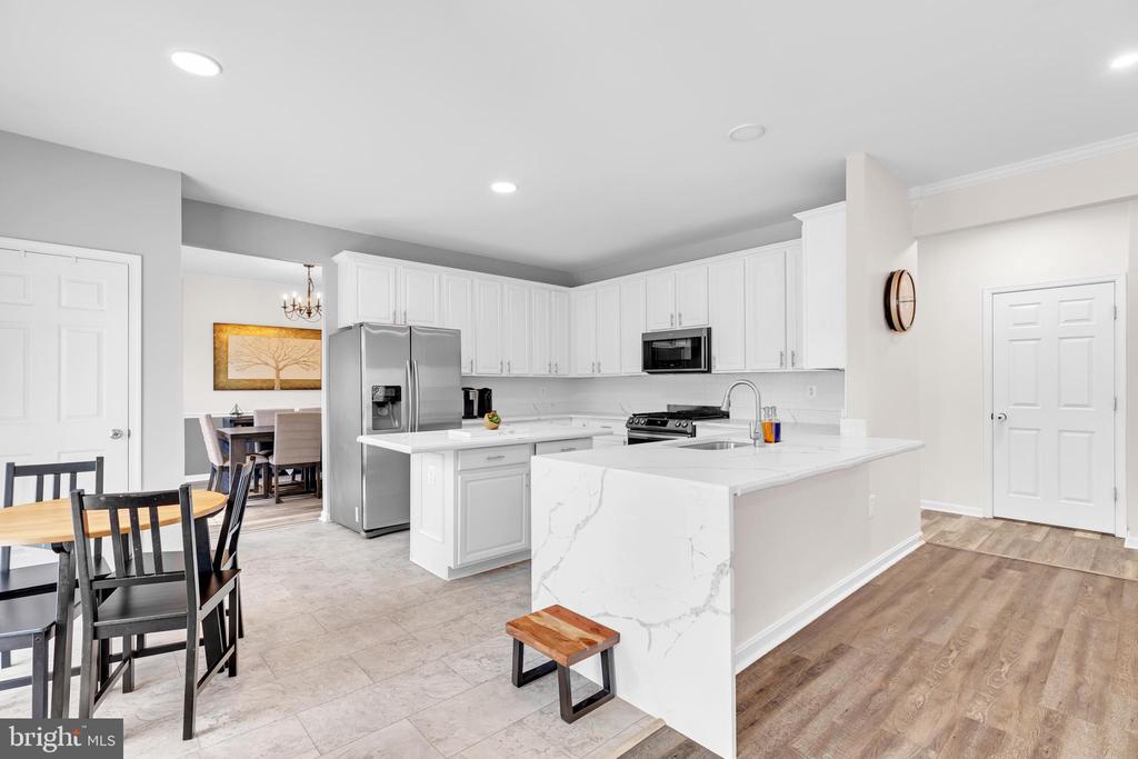 8778 GRANTHAM COURT