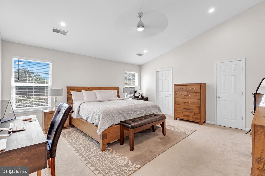 8778 GRANTHAM COURT