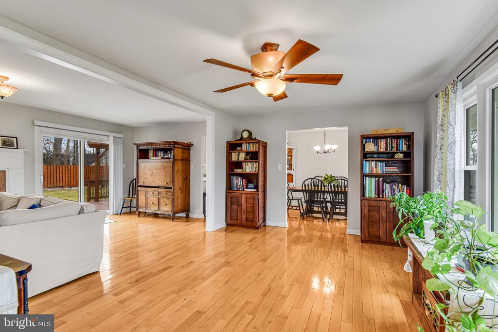5767 BENFORD DRIVE