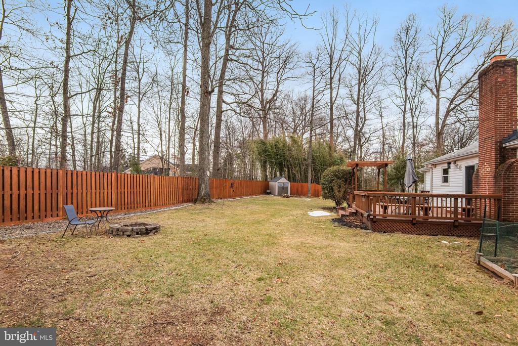5767 BENFORD DRIVE