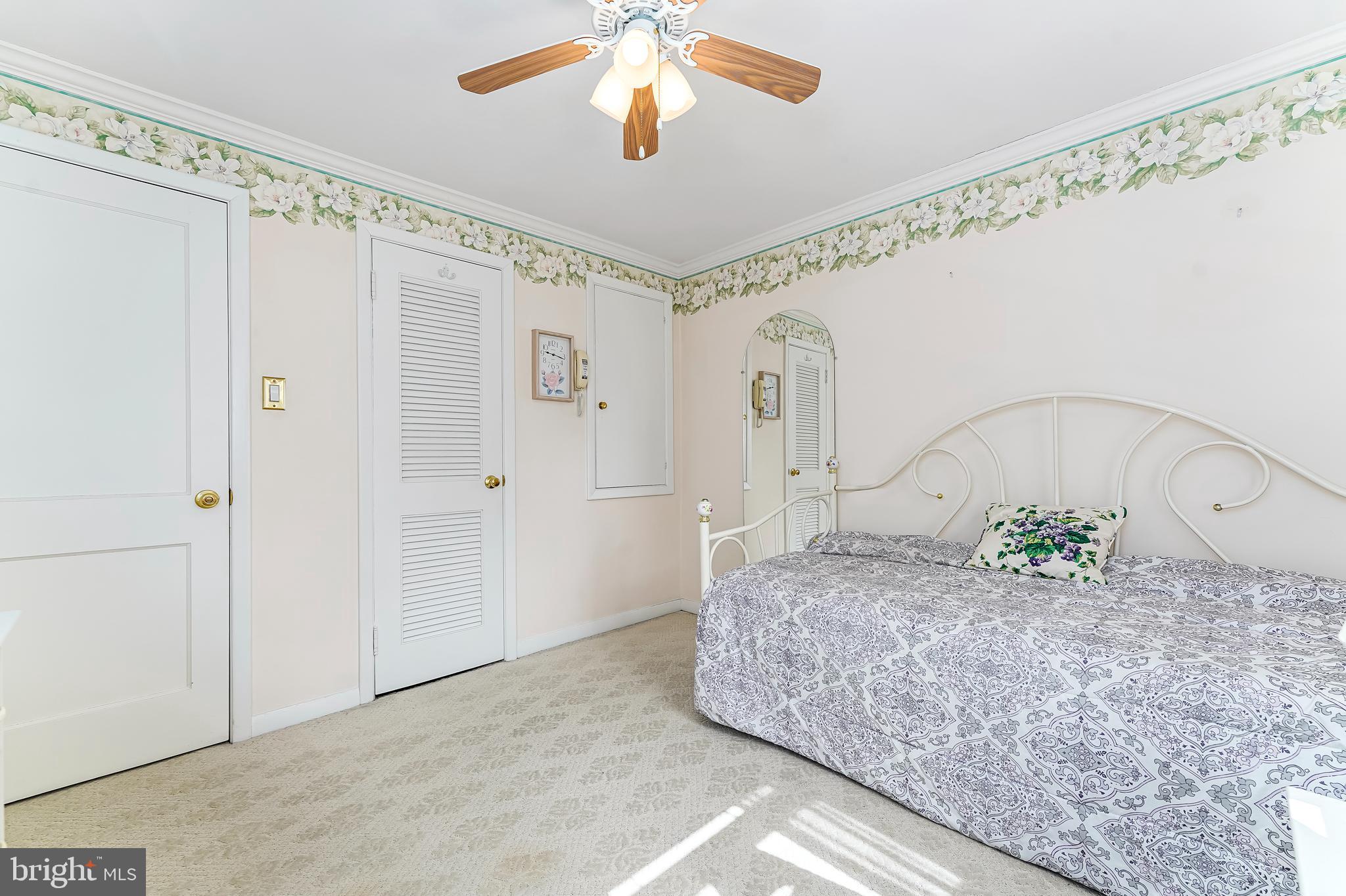 132 Hillside Rd