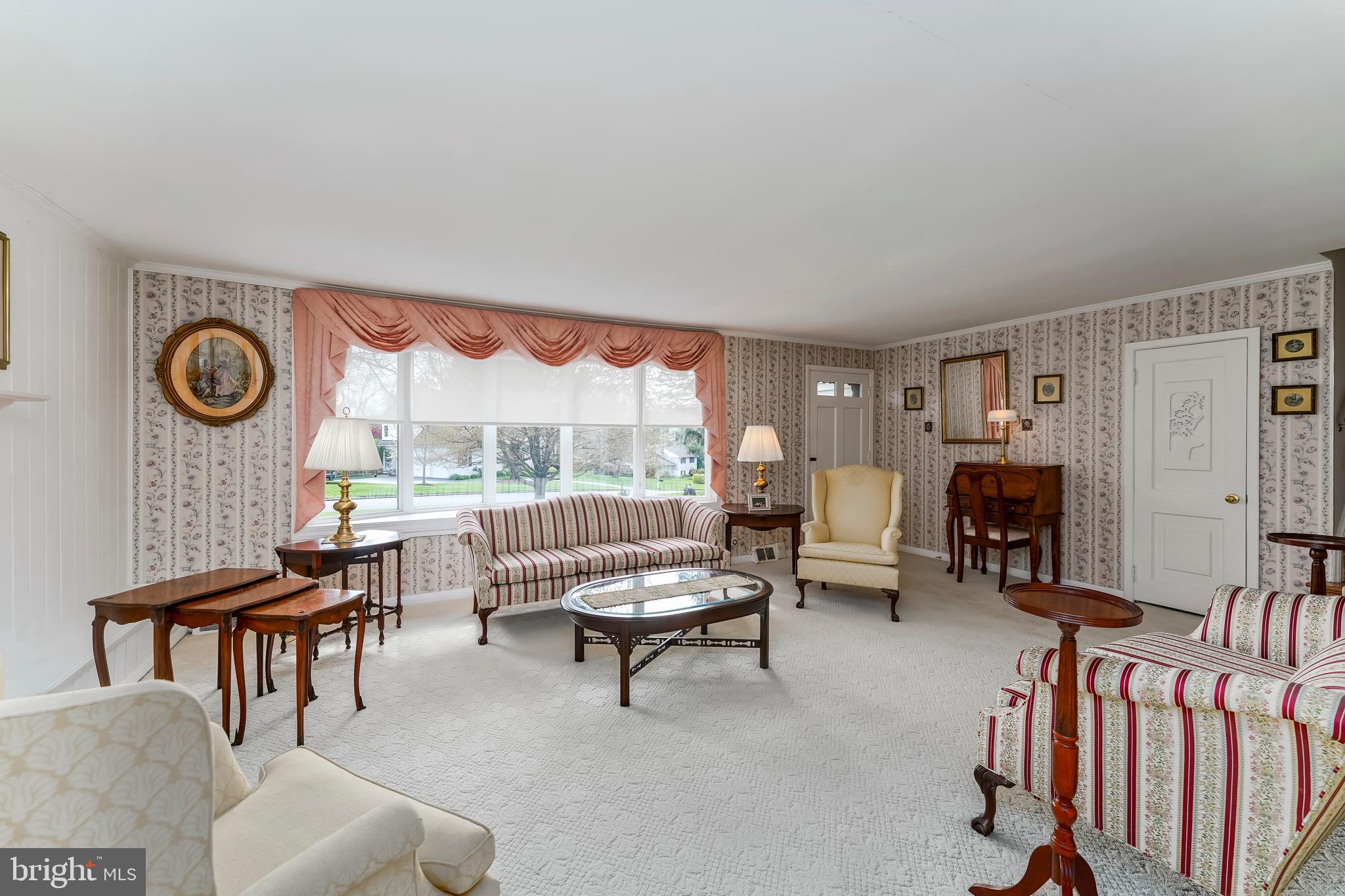 132 Hillside Rd