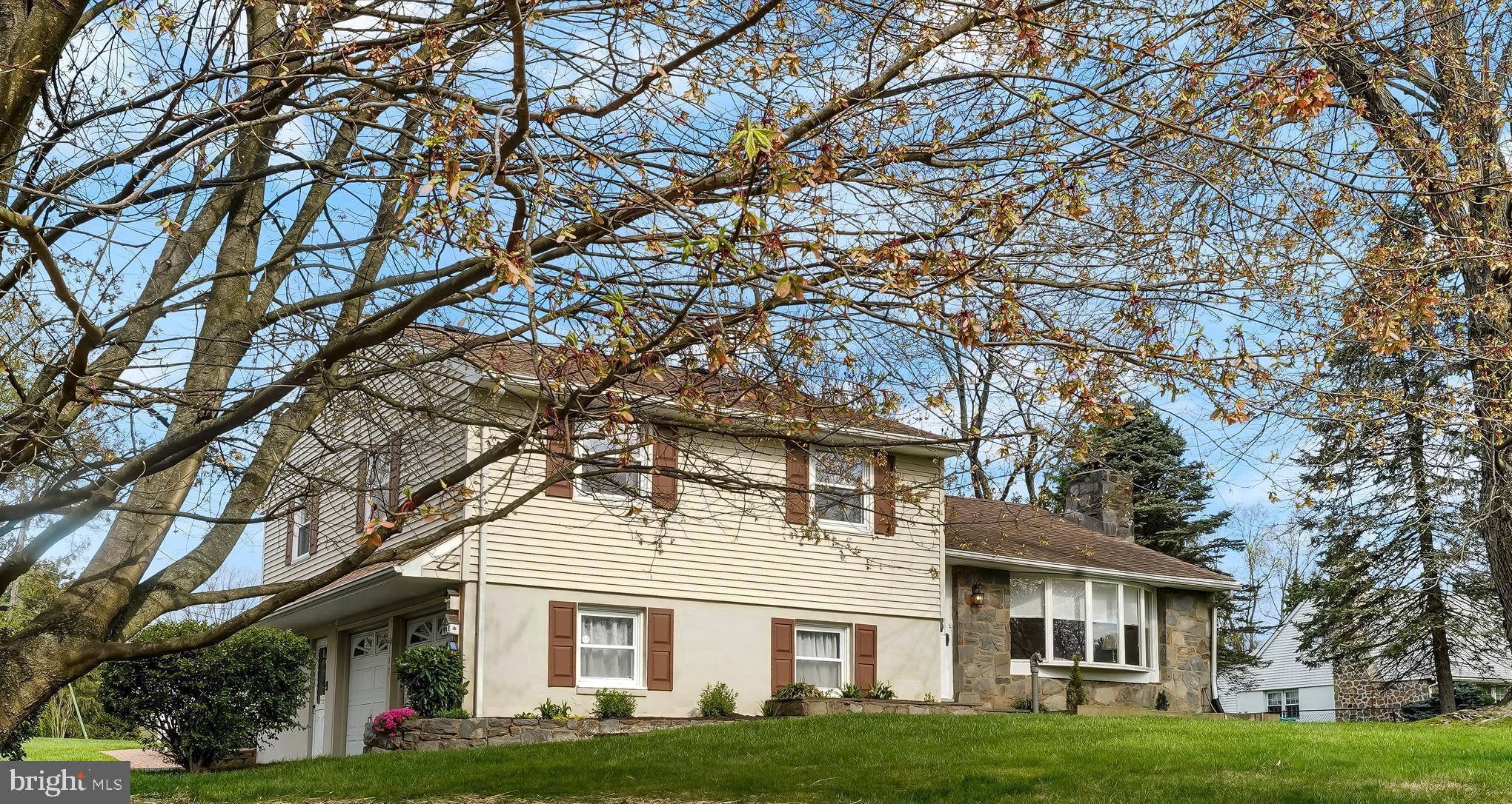 132 Hillside Rd