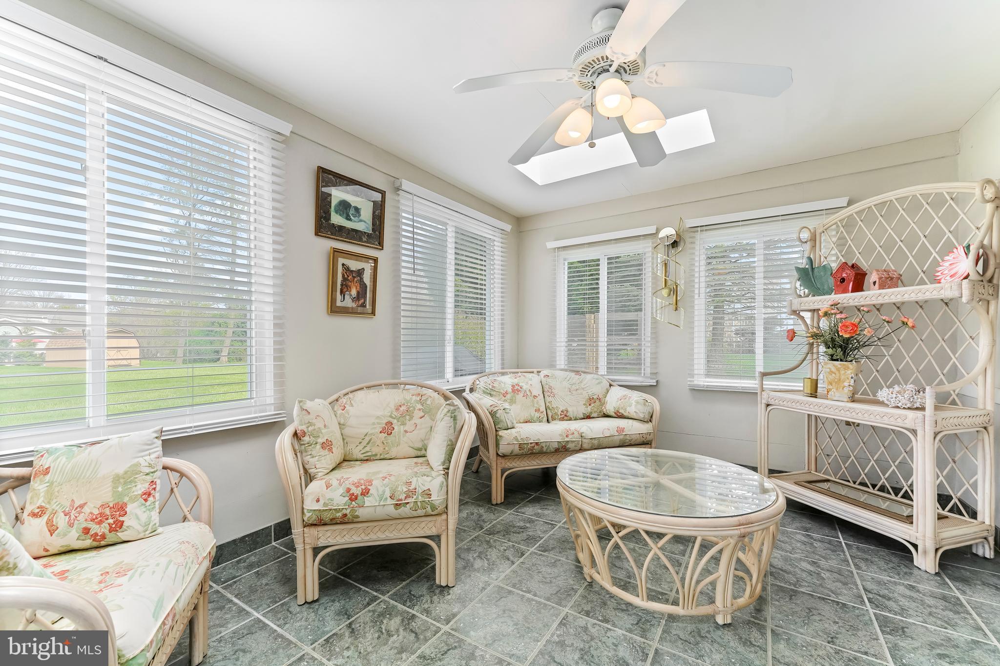 132 Hillside Rd