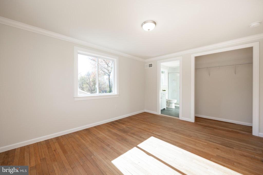 14 Cobblestone Dr