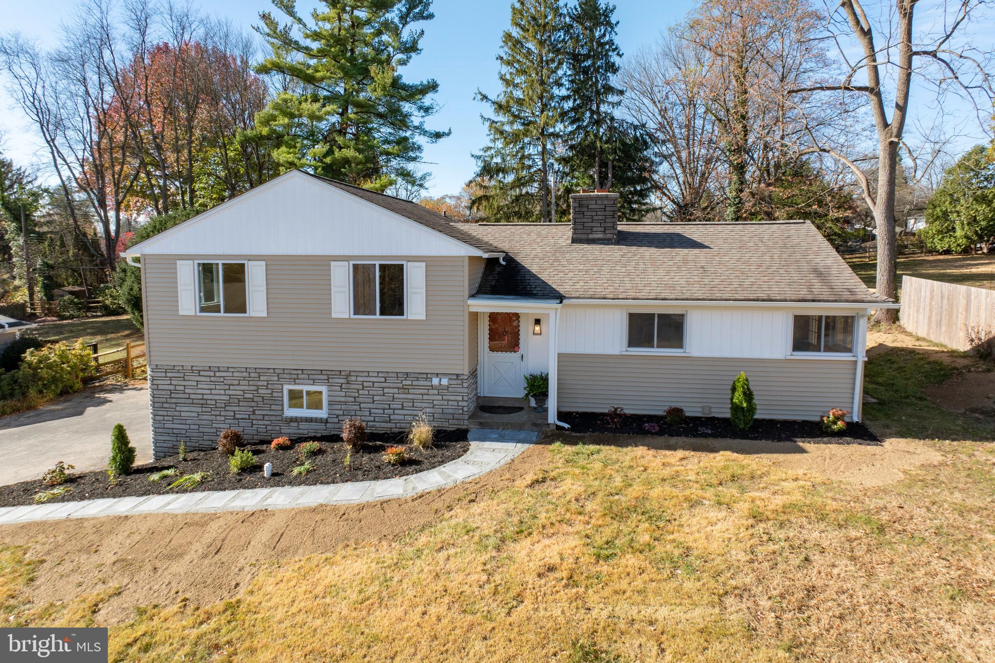 14 Cobblestone Dr