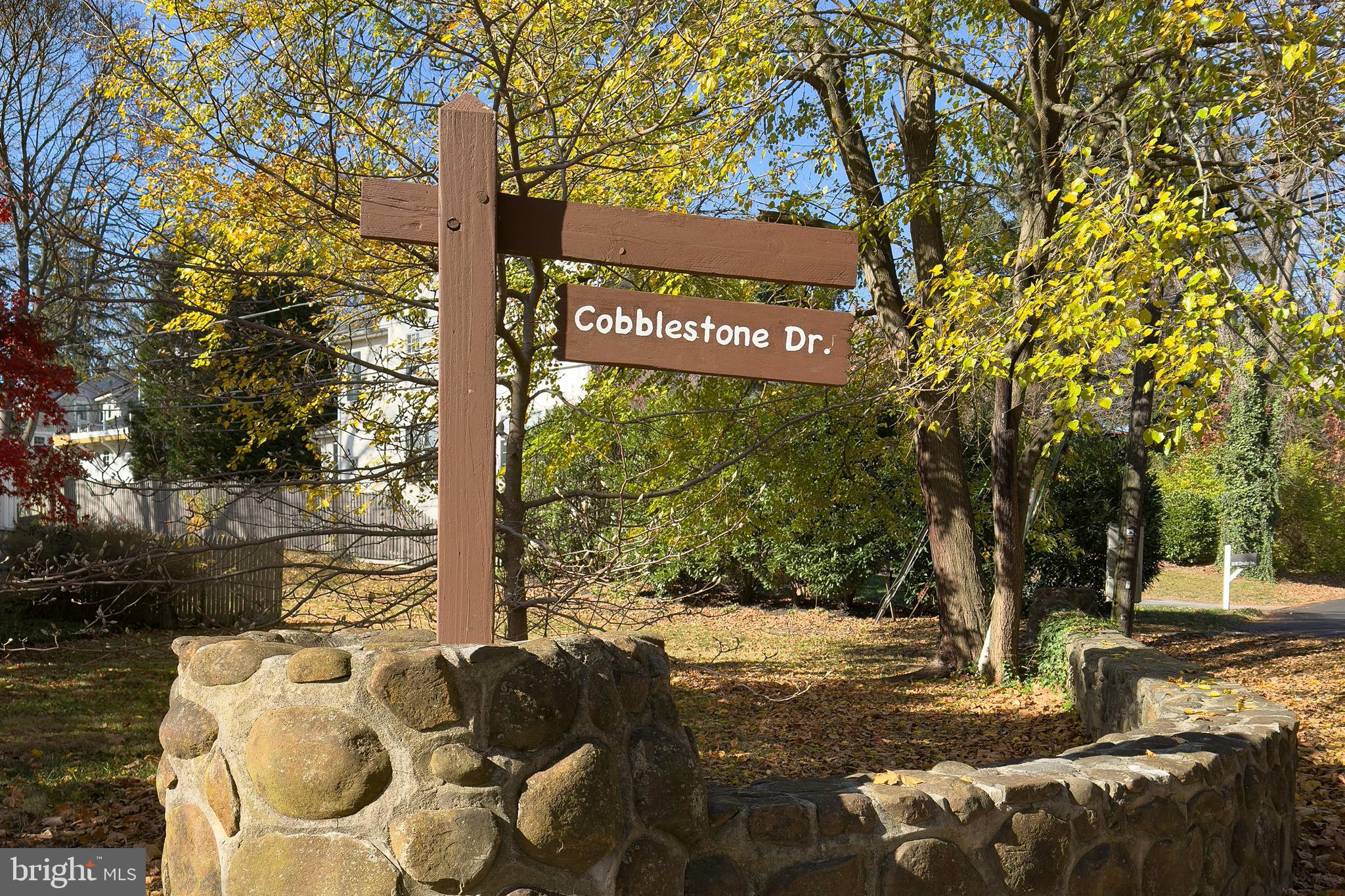 14 Cobblestone Dr