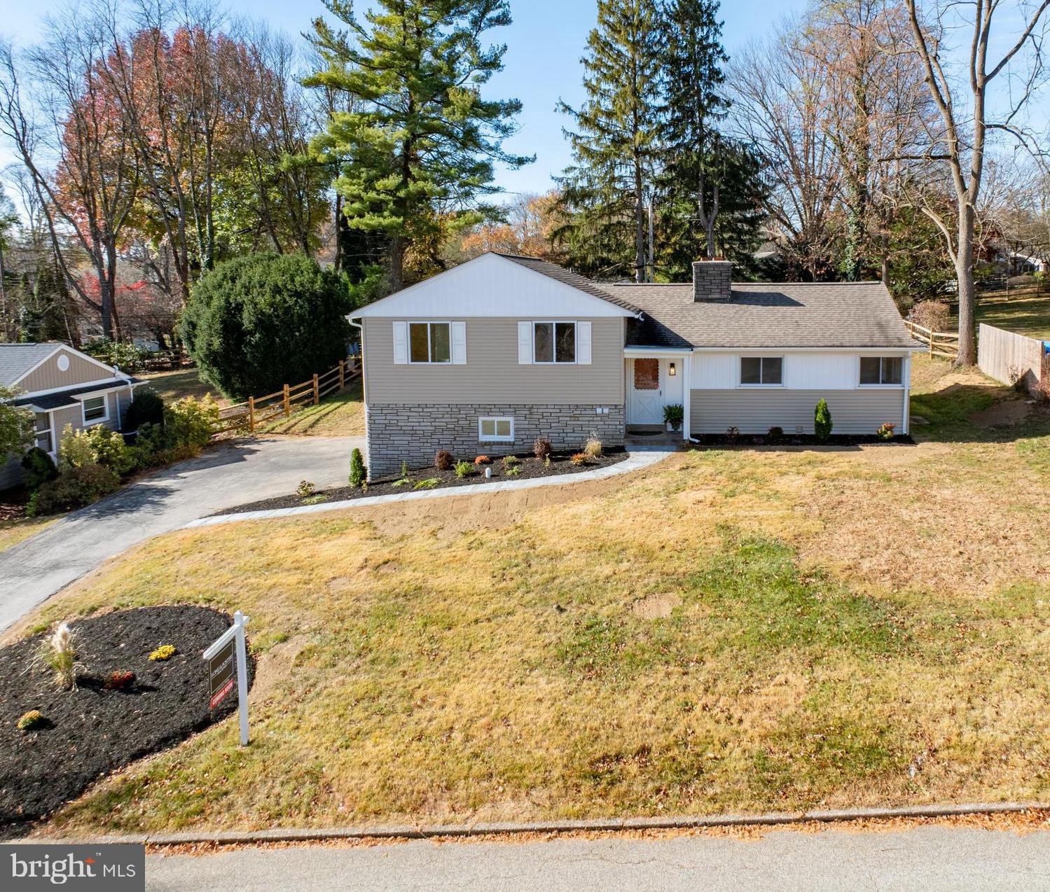 14 Cobblestone Dr