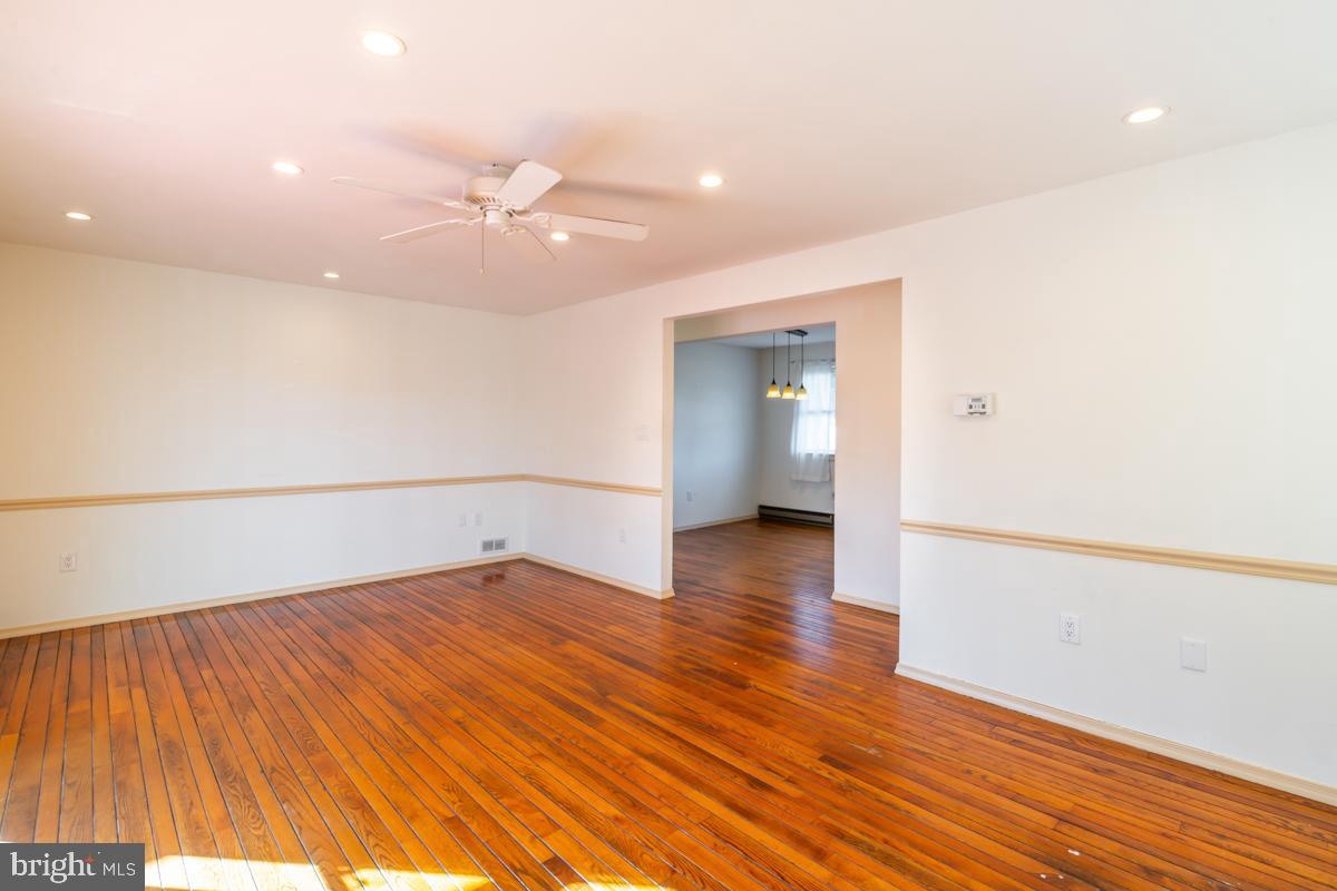 2412 Ridge Rd