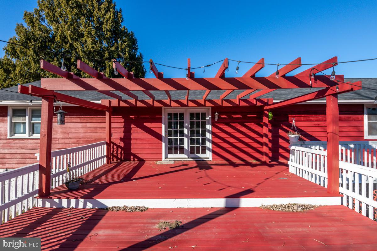 2412 Ridge Rd