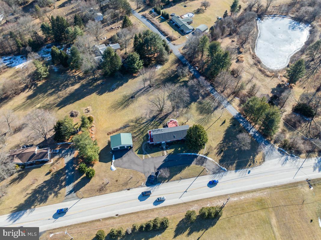 2412 Ridge Rd