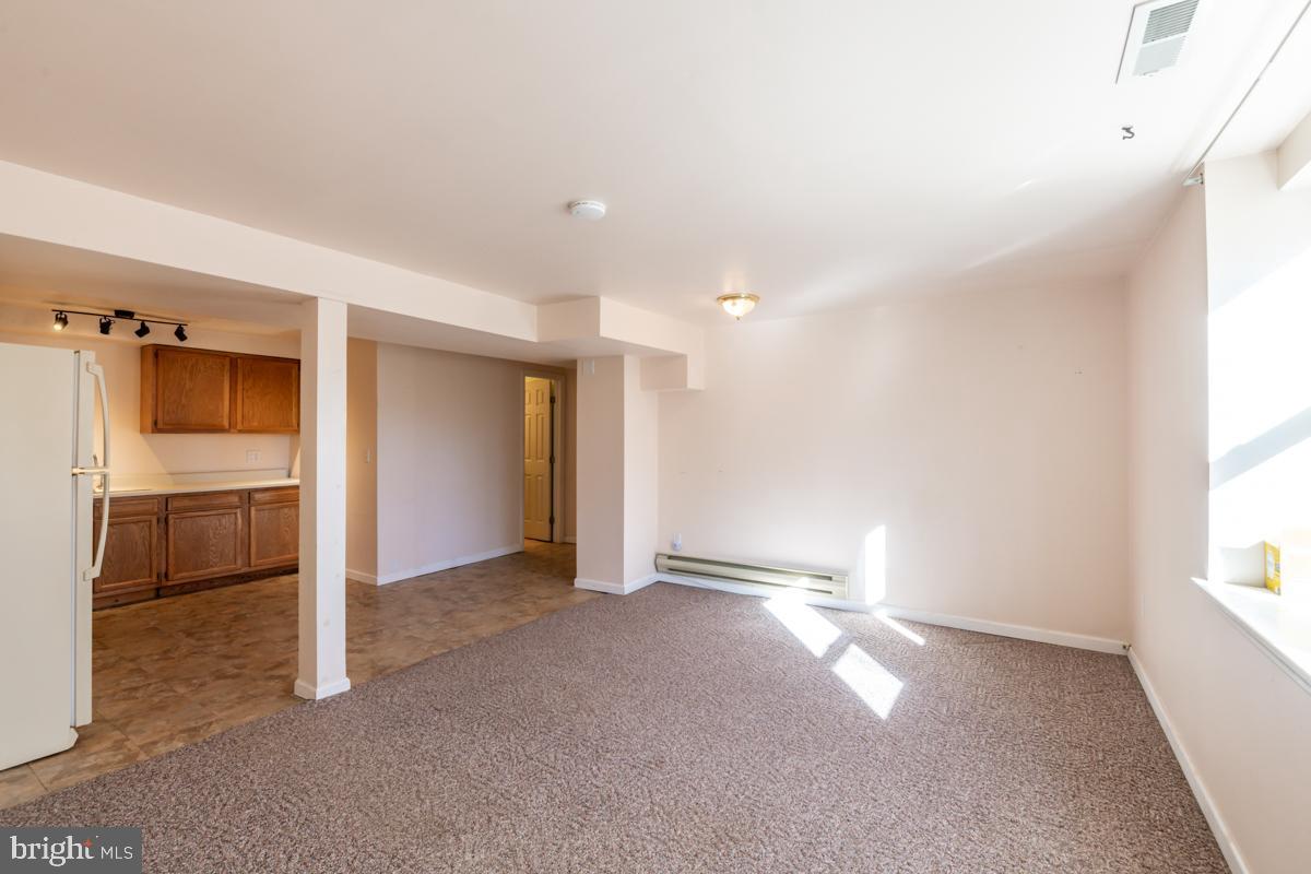 2412 Ridge Rd