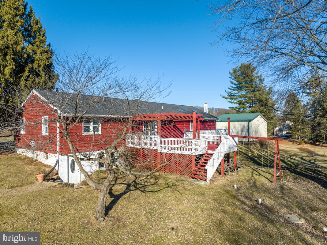 2412 Ridge Rd