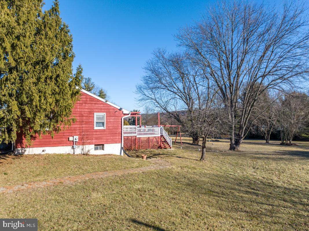2412 Ridge Rd