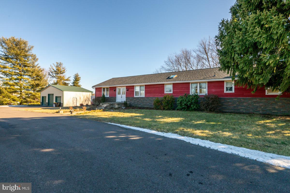 2412 Ridge Rd