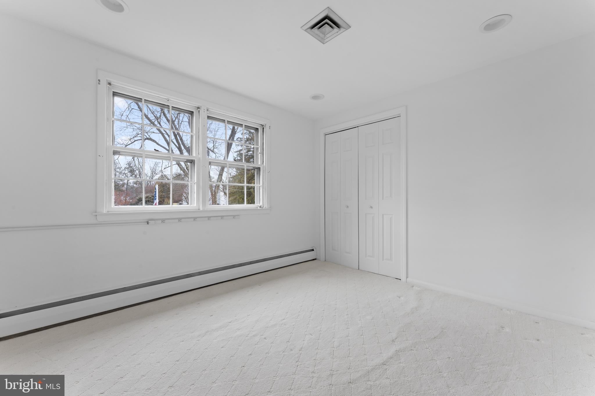 1366 Argyle Rd