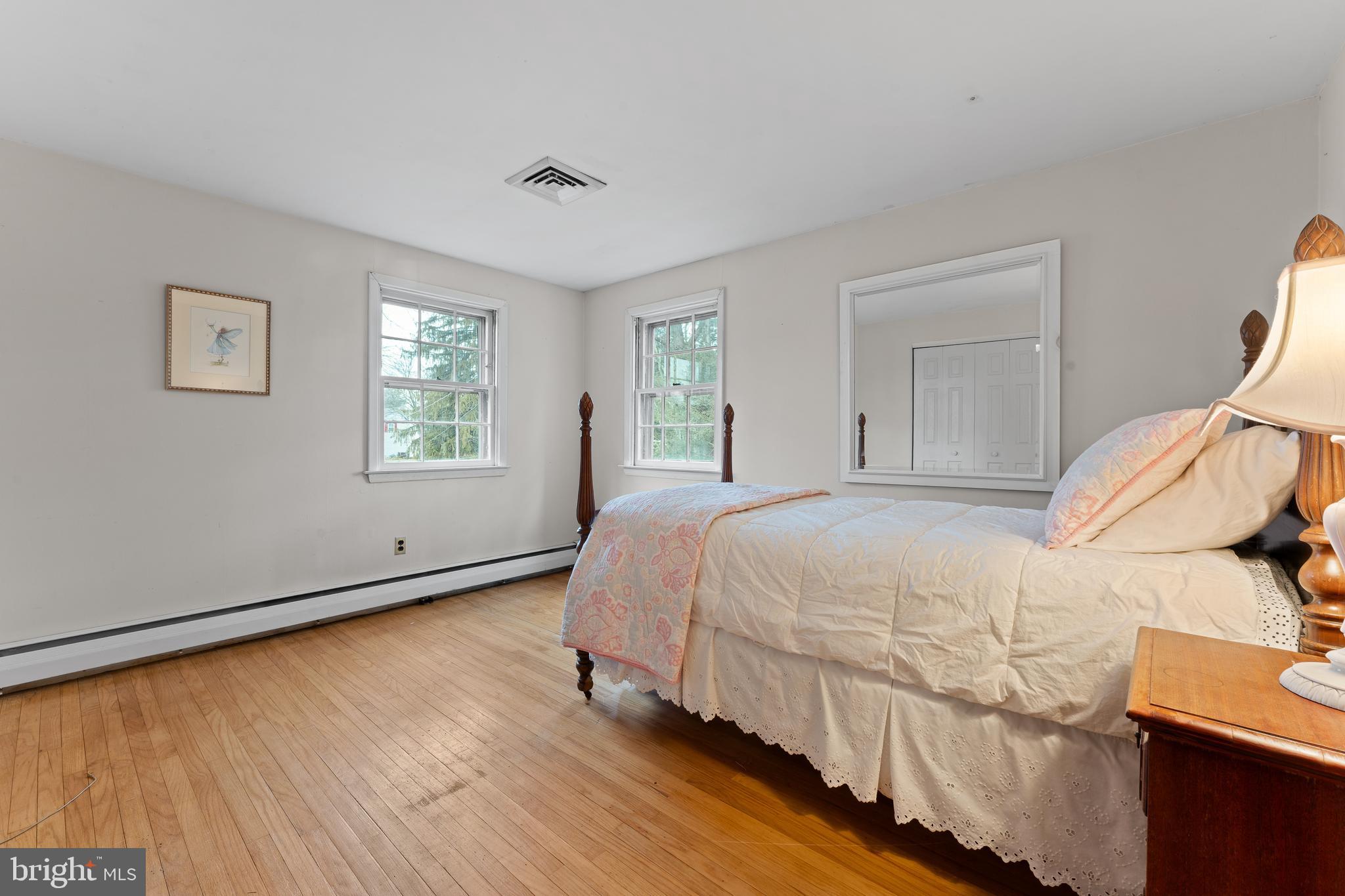 1366 Argyle Rd
