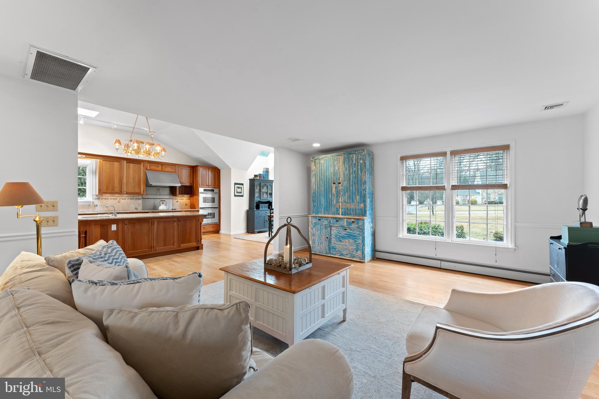 1366 Argyle Rd