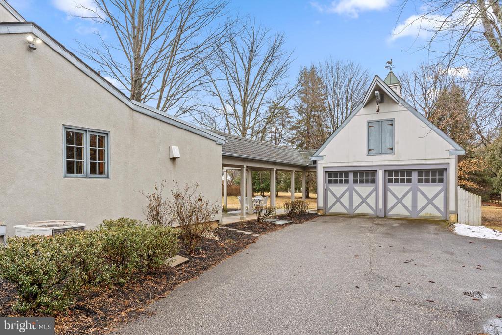 1366 Argyle Rd
