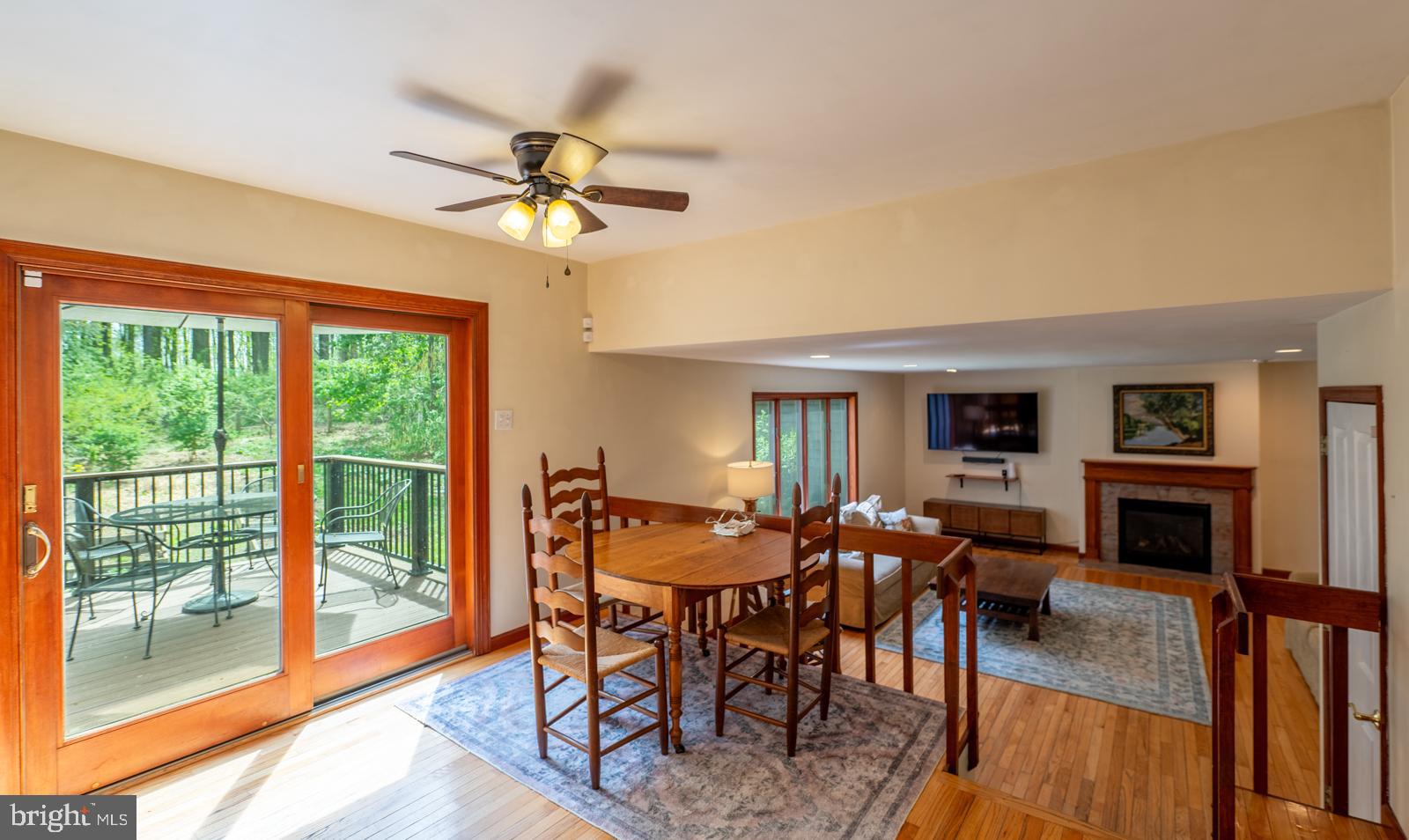 3702 Coventryville Rd