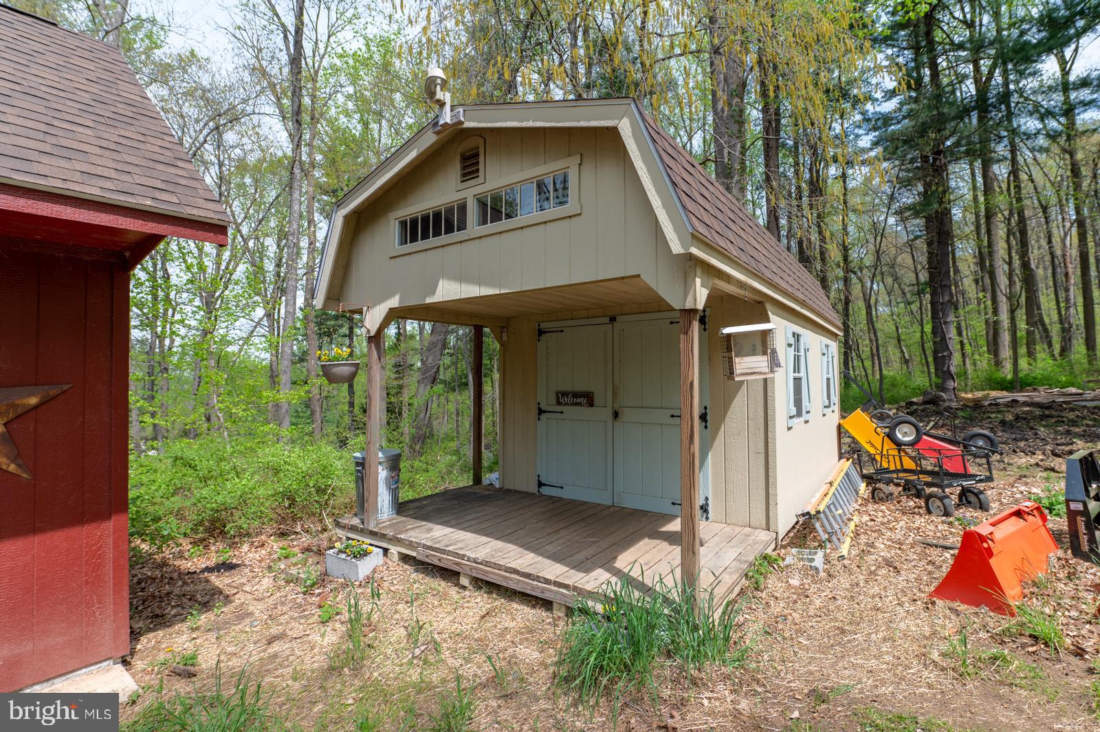 3702 Coventryville Rd