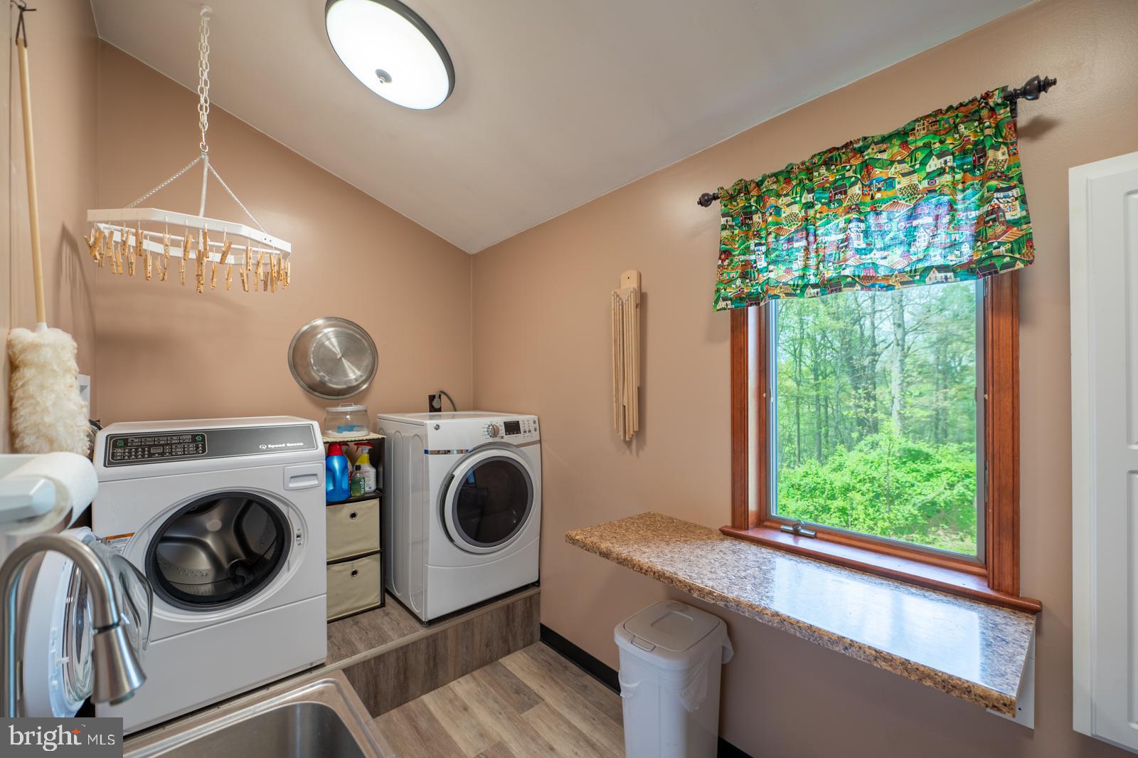 3702 Coventryville Rd