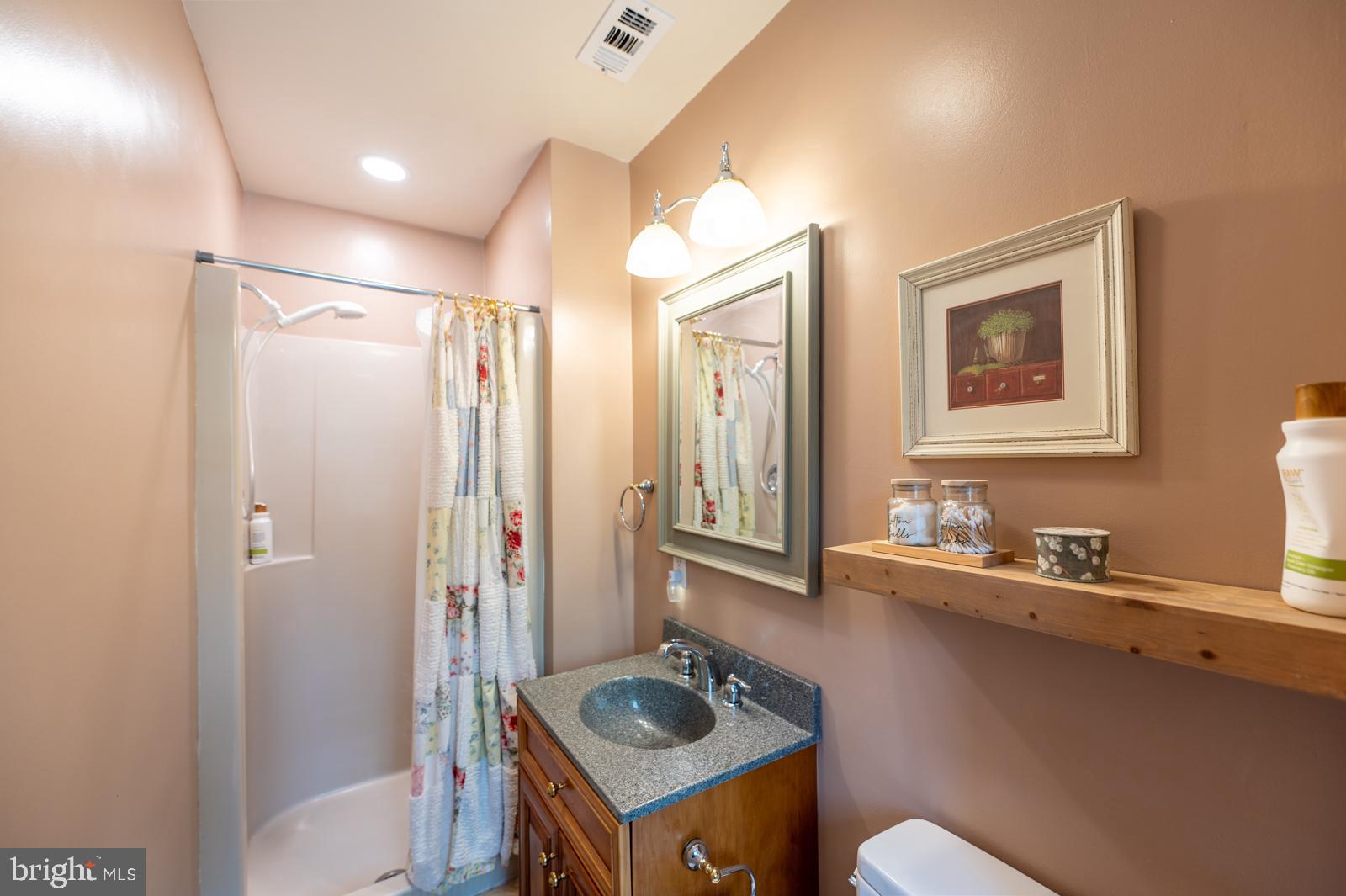 3702 Coventryville Rd