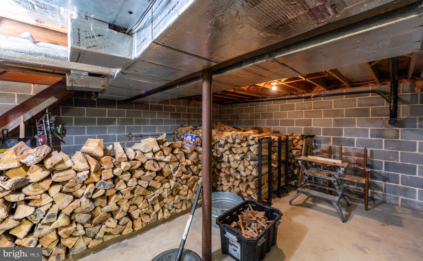 3702 Coventryville Rd