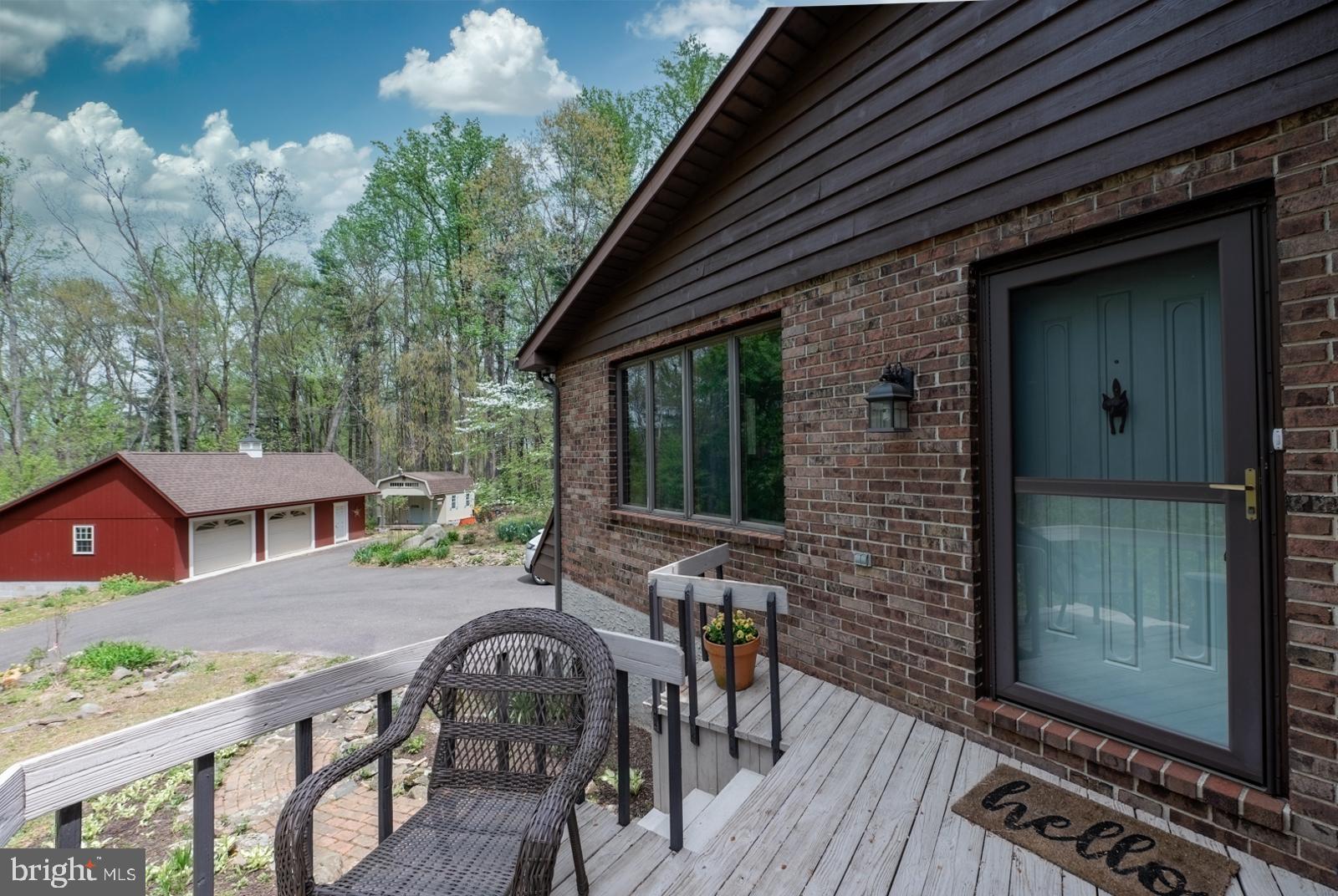 3702 Coventryville Rd