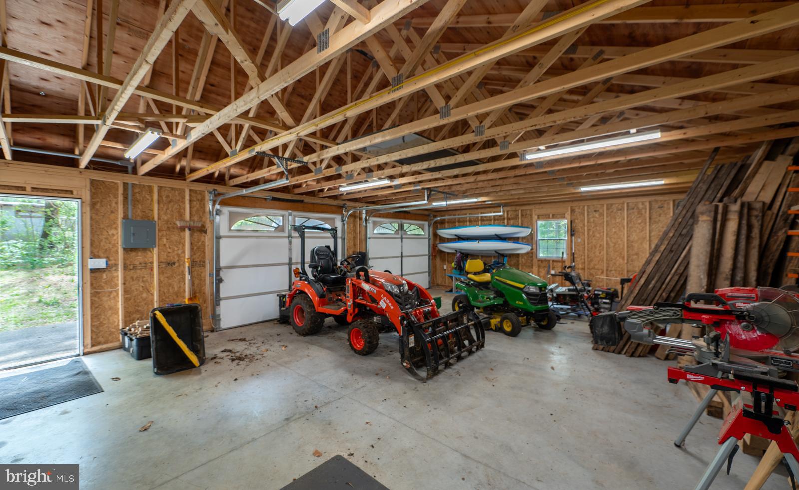 3702 Coventryville Rd