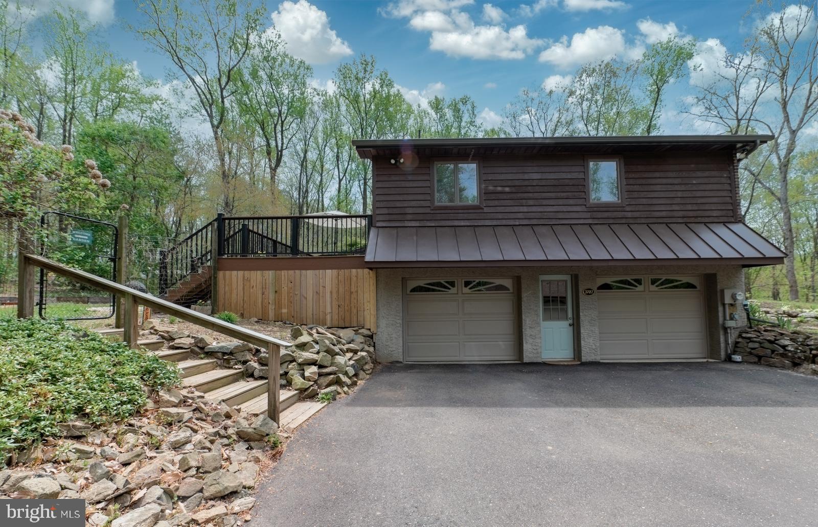 3702 Coventryville Rd