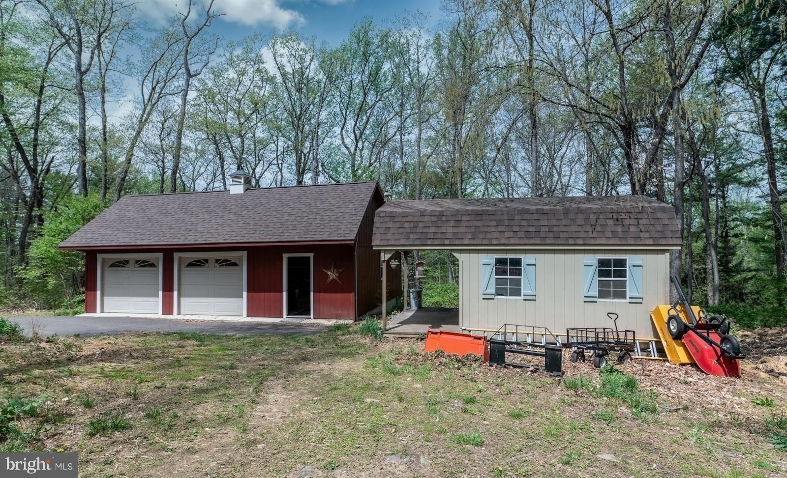 3702 Coventryville Rd