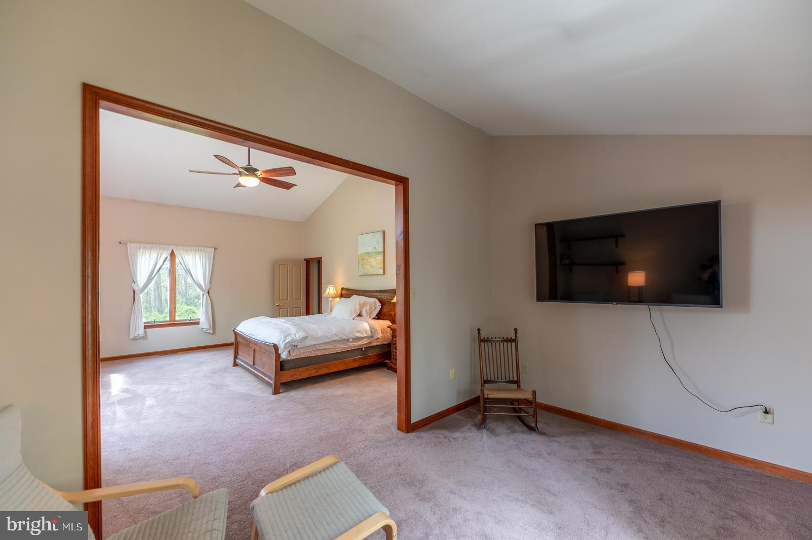 3702 Coventryville Rd