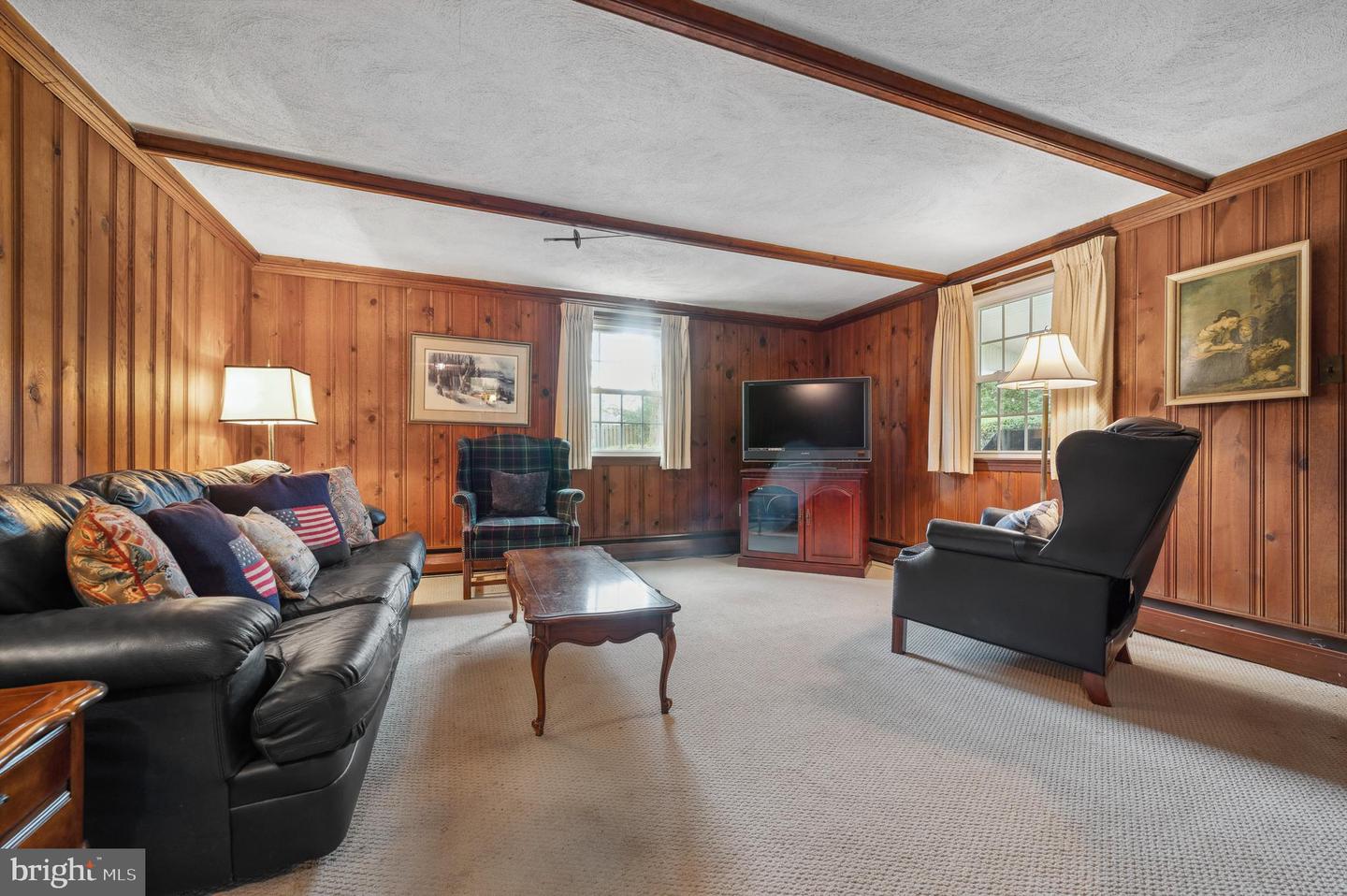 21 Clover Ln