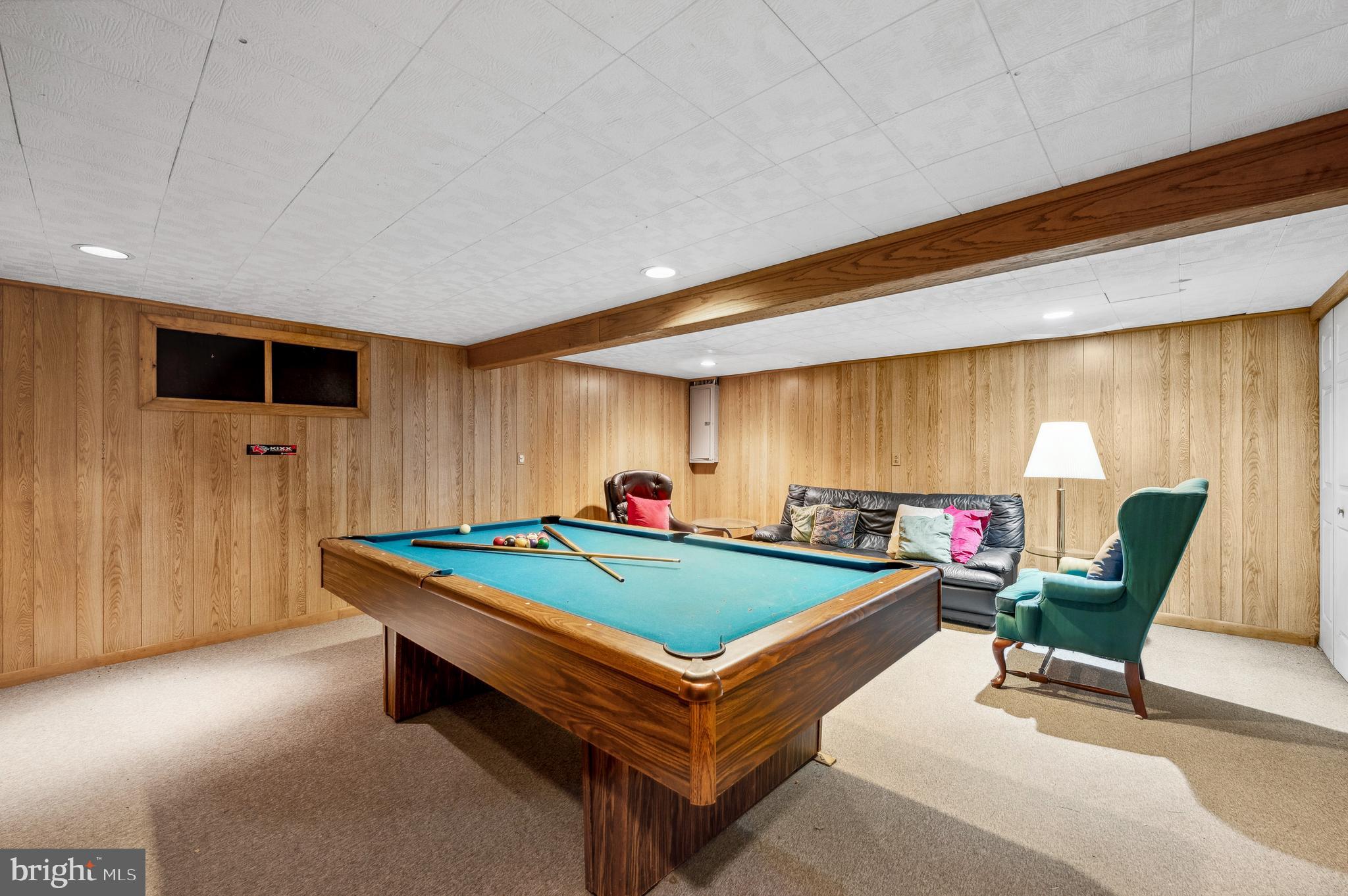 21 Clover Ln