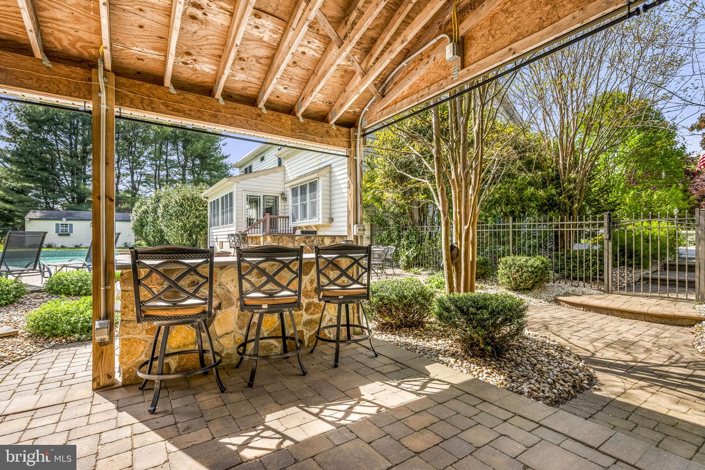 521 Walter Ct