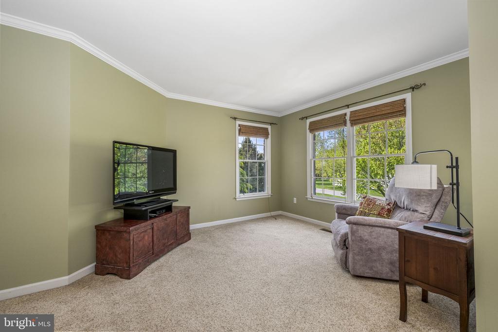 521 Walter Ct