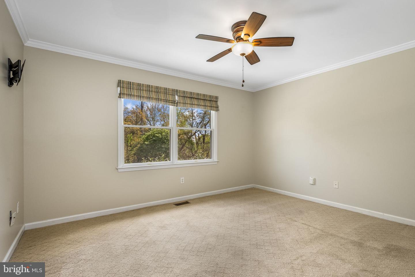 521 Walter Ct