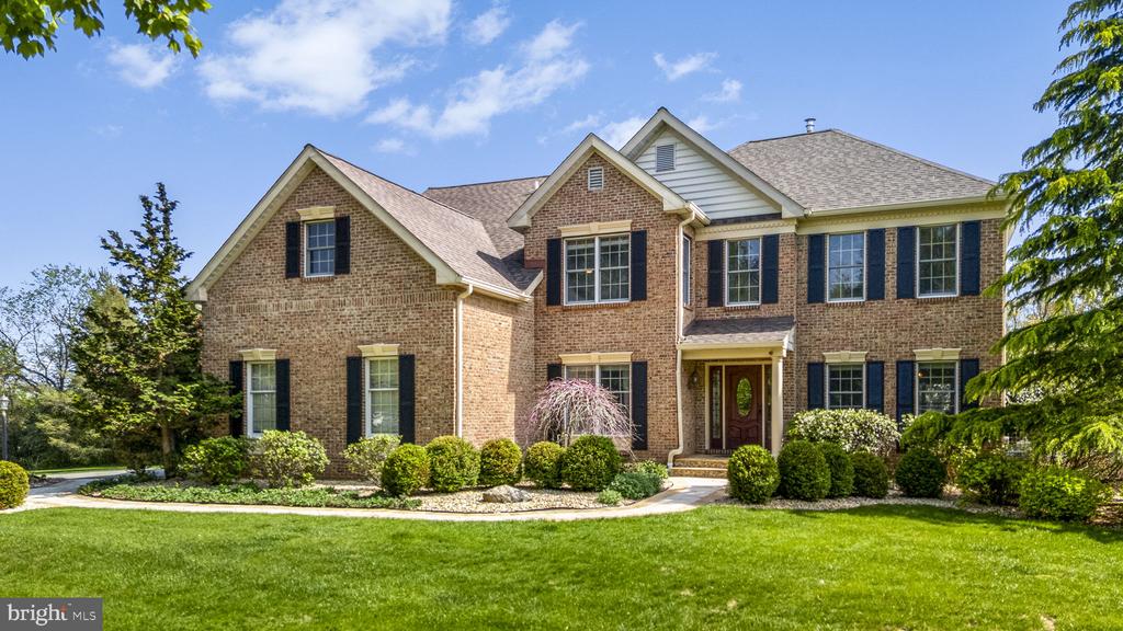 521 Walter Ct