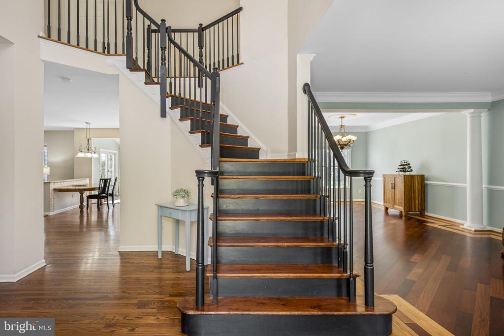 521 Walter Ct